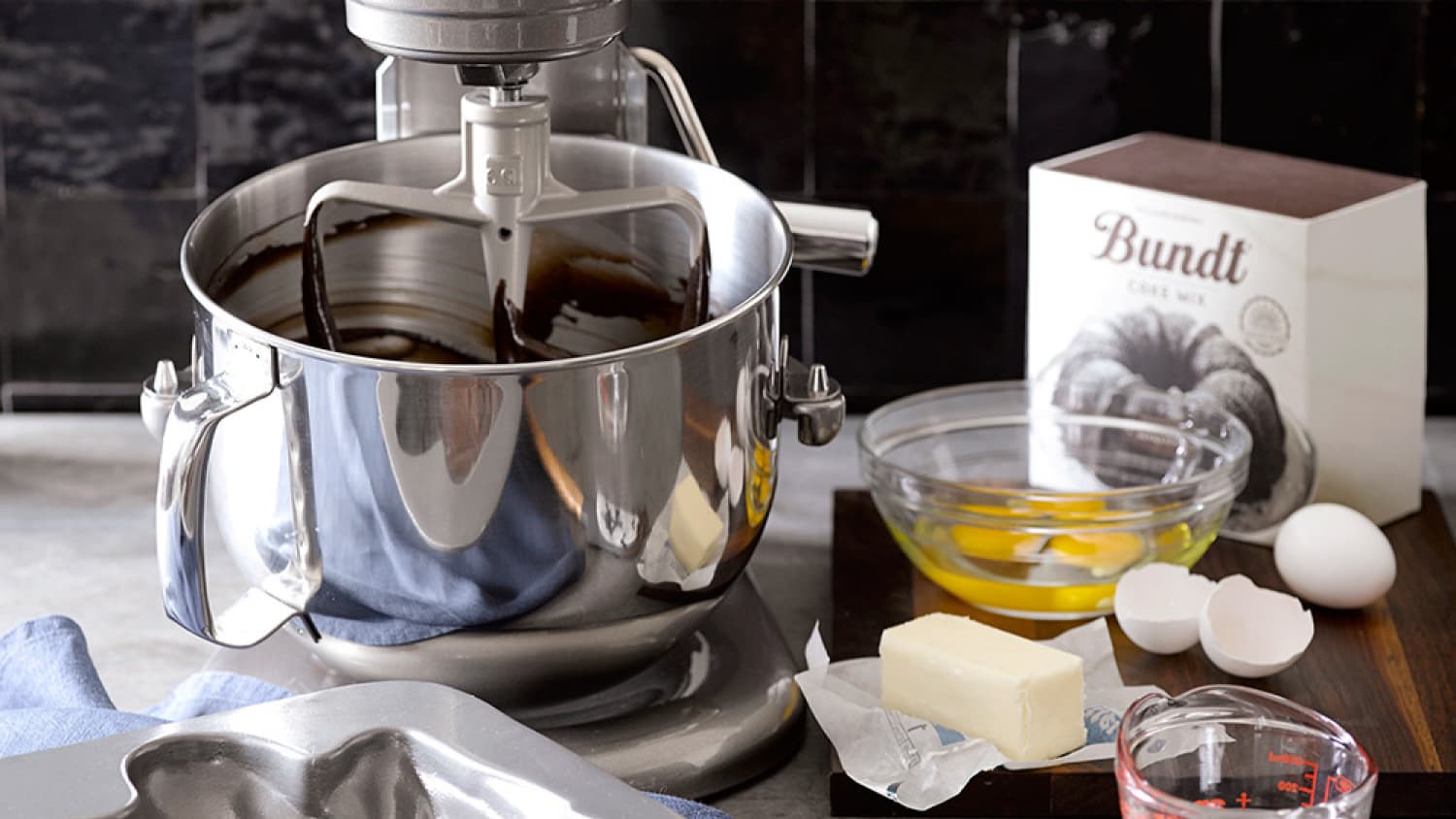 KitchenAid Pro Line Series 7 Quart Bowl-Lift Stand Mixer
